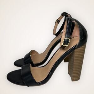 Charlotte Russe Women’s 6 Black Leala Strappy Open Toe High Heel